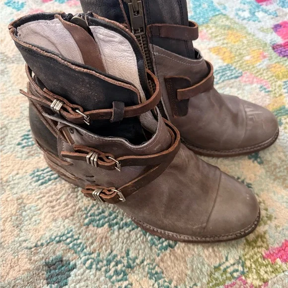 Freebird Crue - Distressed Grey/Multi Ankle Booties - Never worn sz10 - Picture 11 of 11